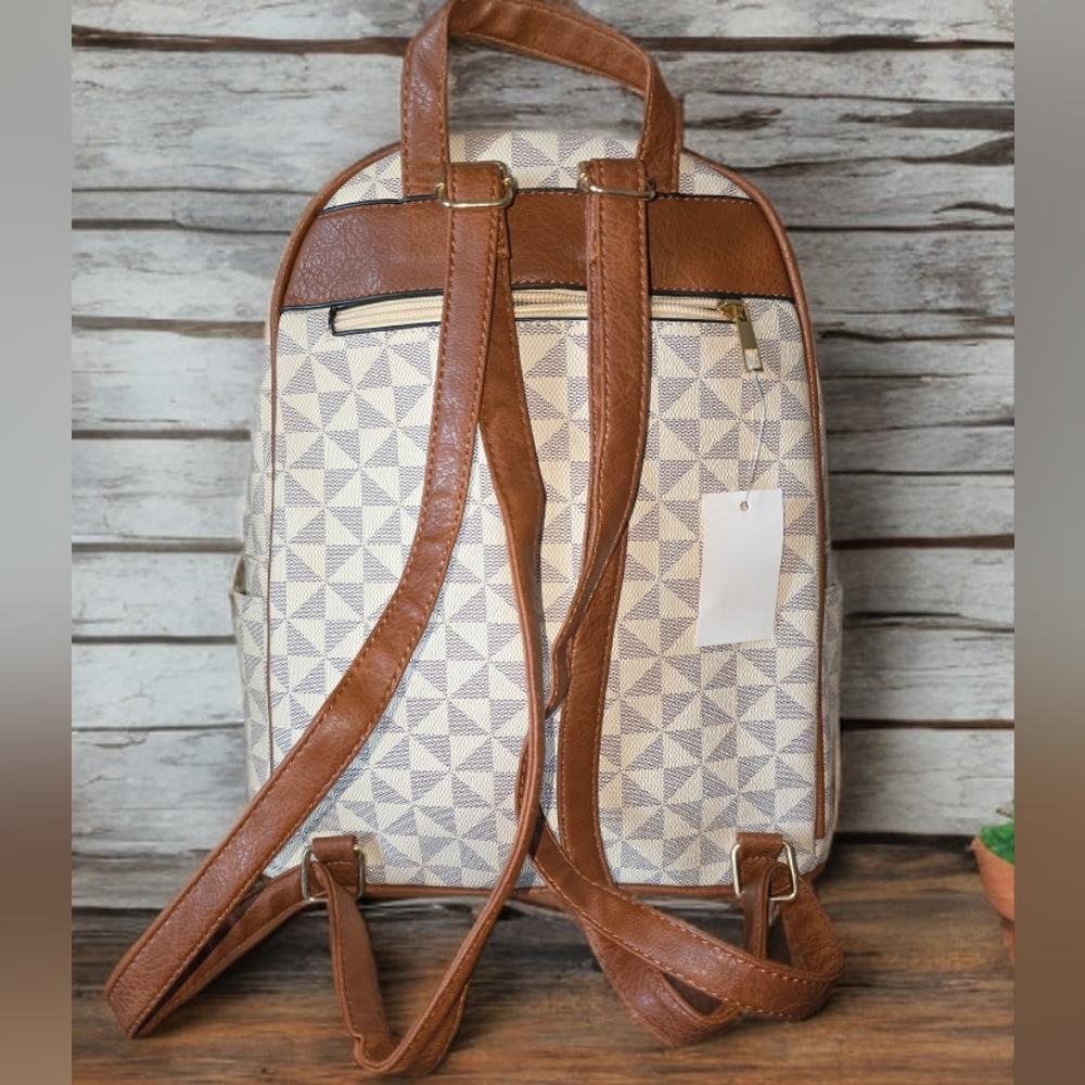 Geometric Patterned Backpack - Picture 3 of 11